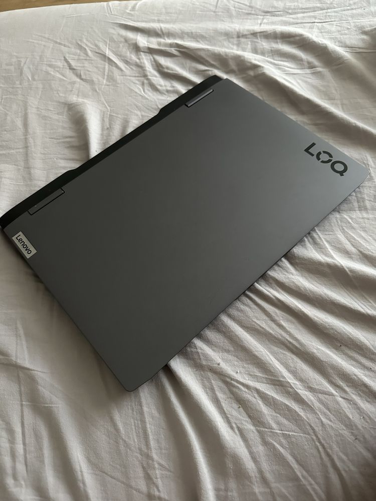 Laptop Lenovo LOQ