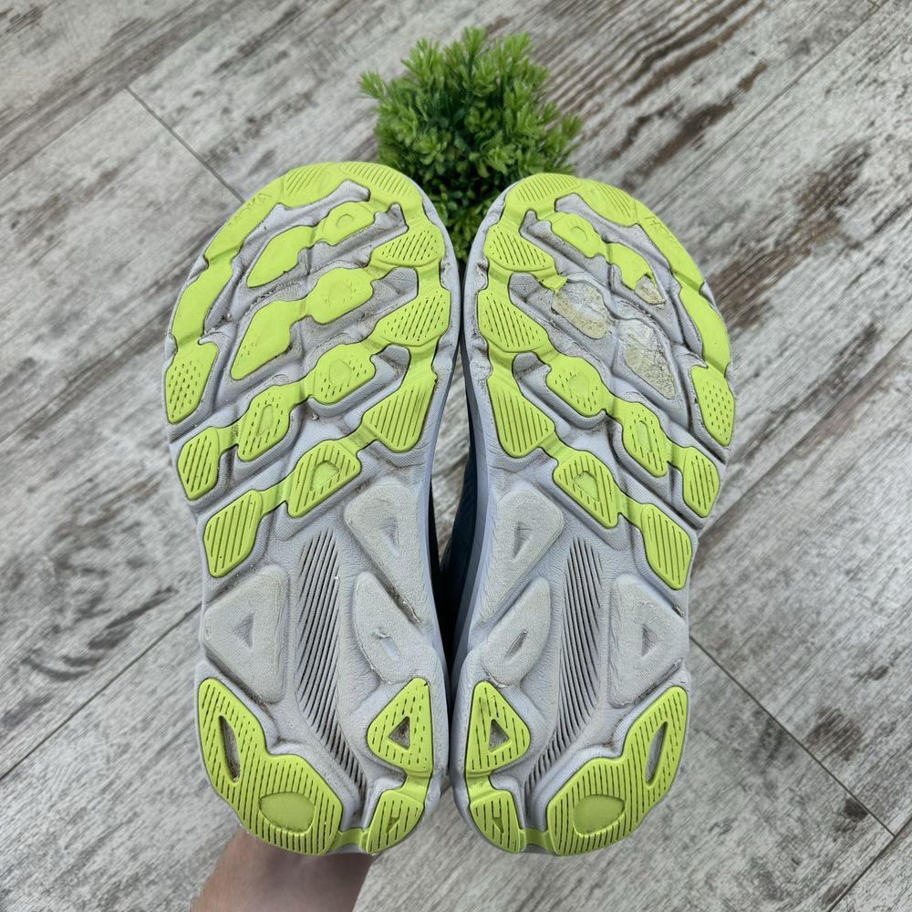 Hoka Clifton 9 FY1024F