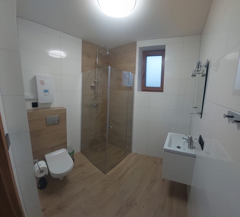 Całoroczne domki 6-8 osobowe oraz pokoje do wynajęcia-Święta Katarzyna