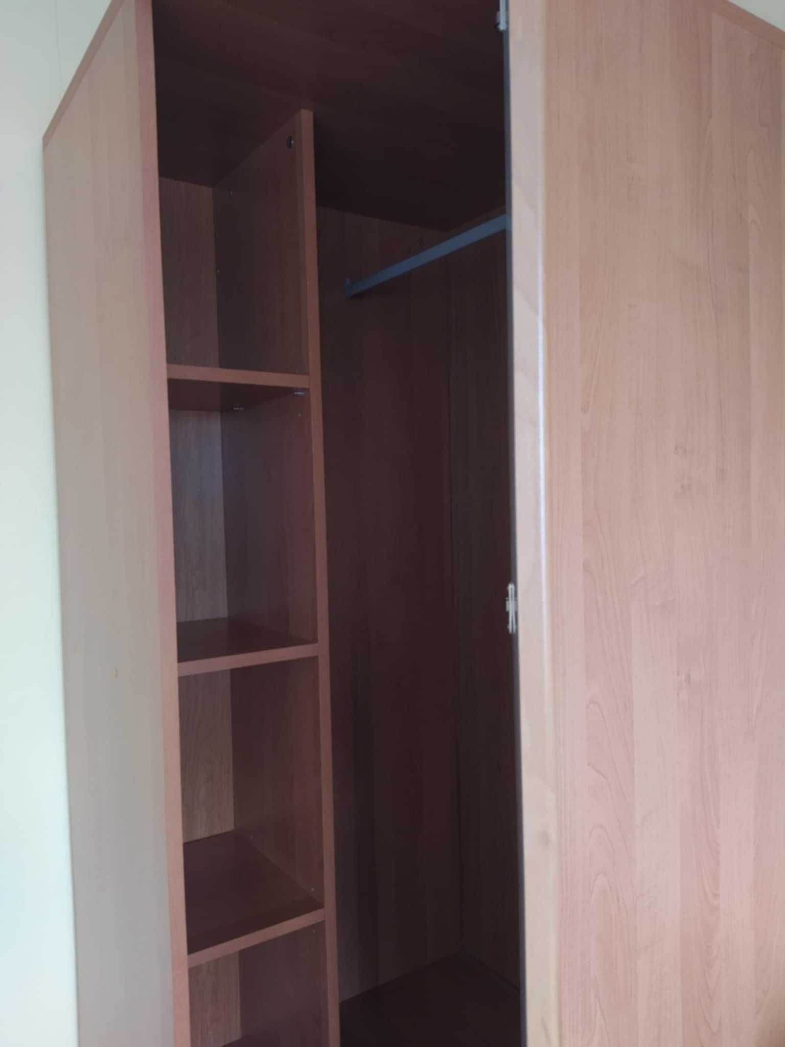 Sprzedam komplet mebli