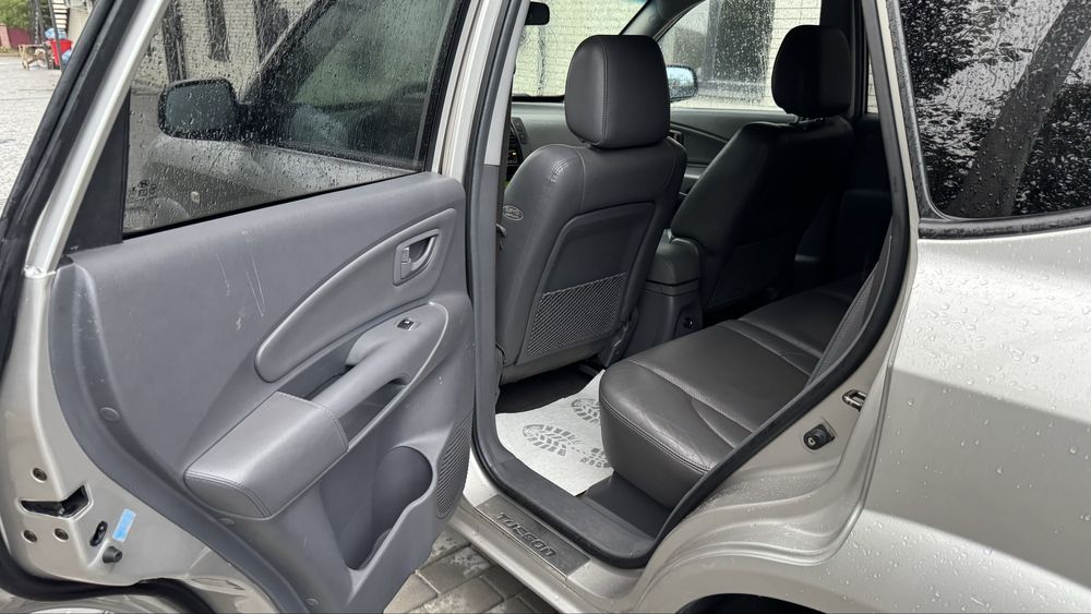 Hyundai Tucson, 2.0 газ/бенз