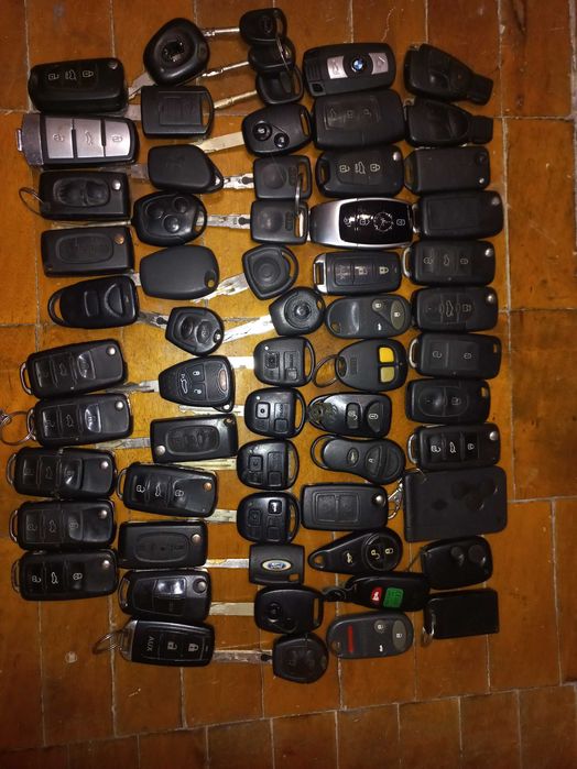 брелок пульт-ключ Мерседес,VW,Шкода,Хонда,Киа,Тойота,BMW,Хюндай и др.