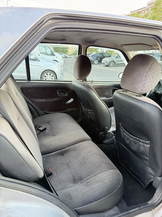 Citroen Saxo 1.1 | 2001 | 80mil km reais