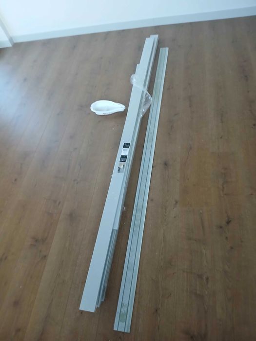 Listwa przypodłogowa MDF RAL 7035 - 25 zł sztuka