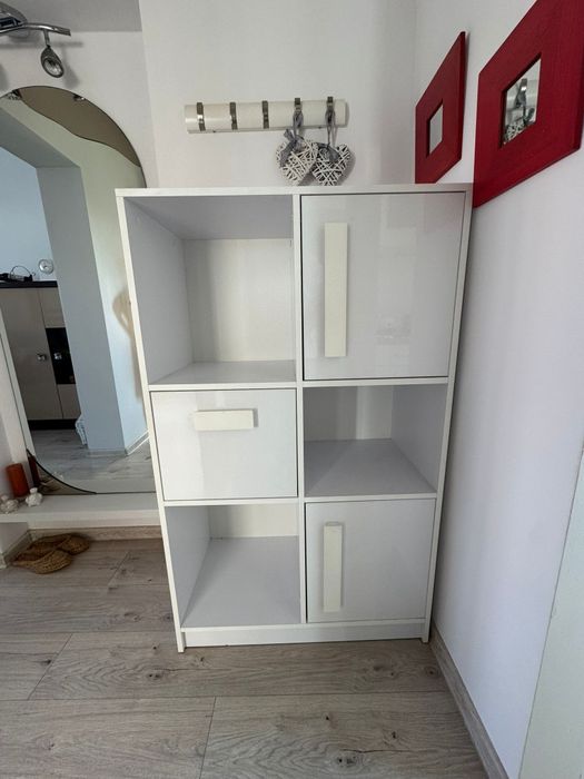 Sprzedam szafkę, półkę do pokoju, korytarza