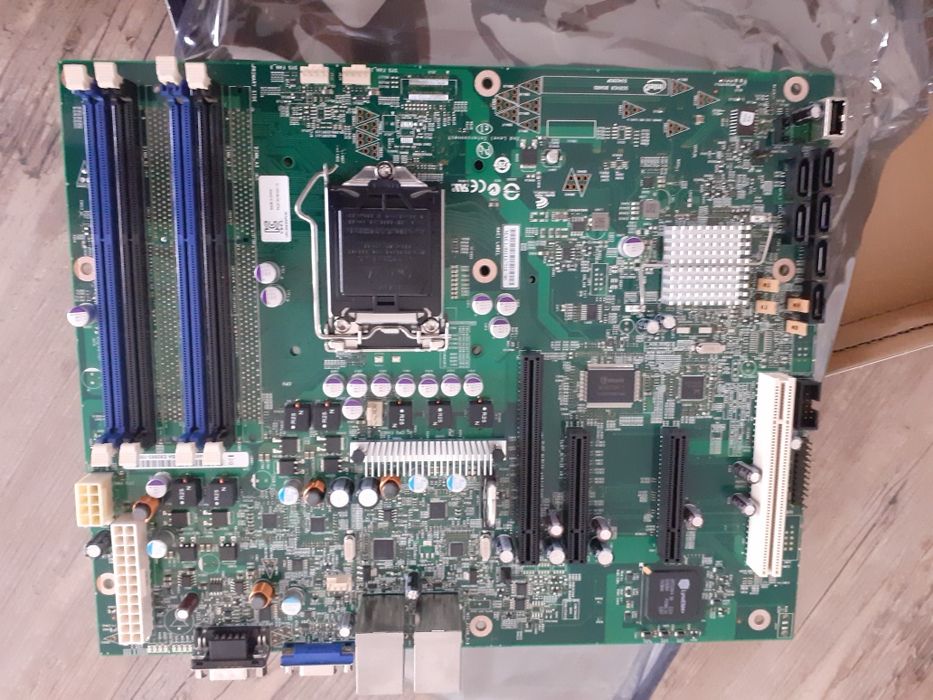 Płyta główna Intel