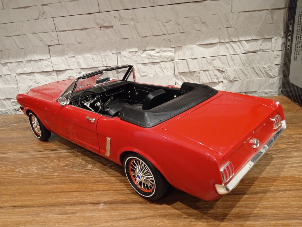 1:12 ERTL 1964 Ford Mustang 1/2 model 1:12 nie 1:18