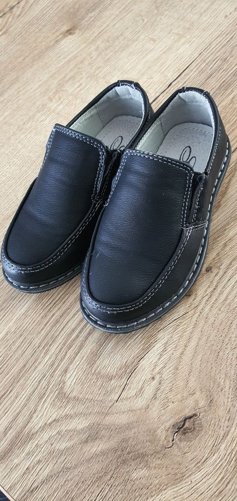 Buty dzieciece czarne GOFE rozmiar 25