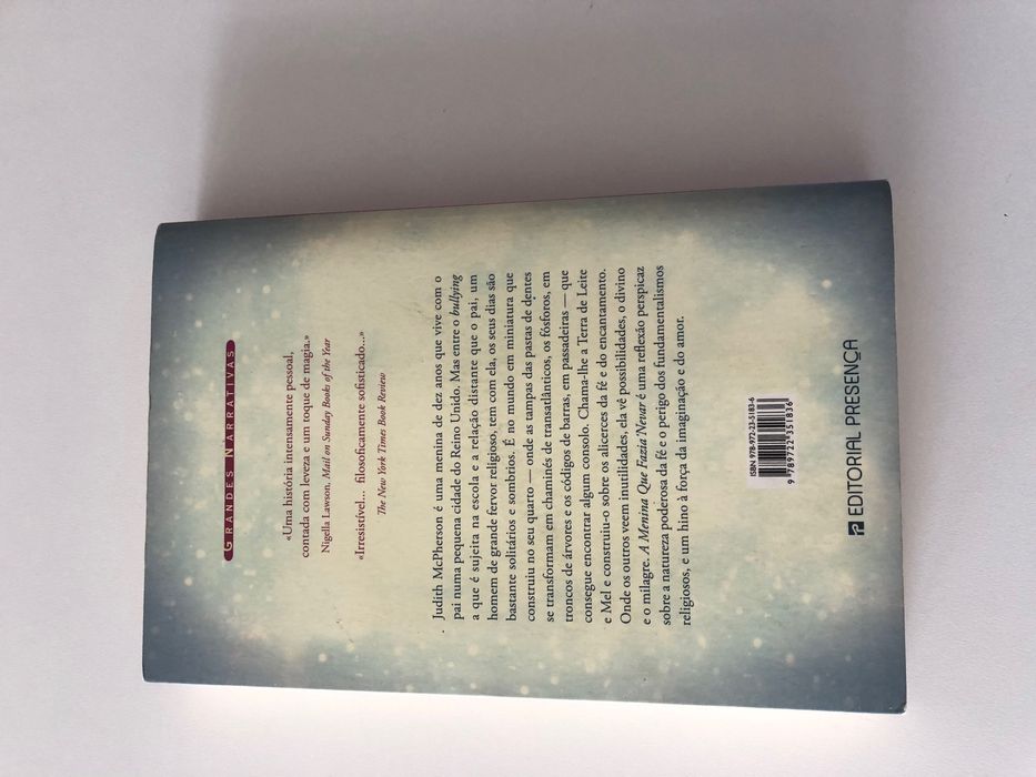 "A Menina Que Fazia Nevar" de Grace Mcleen