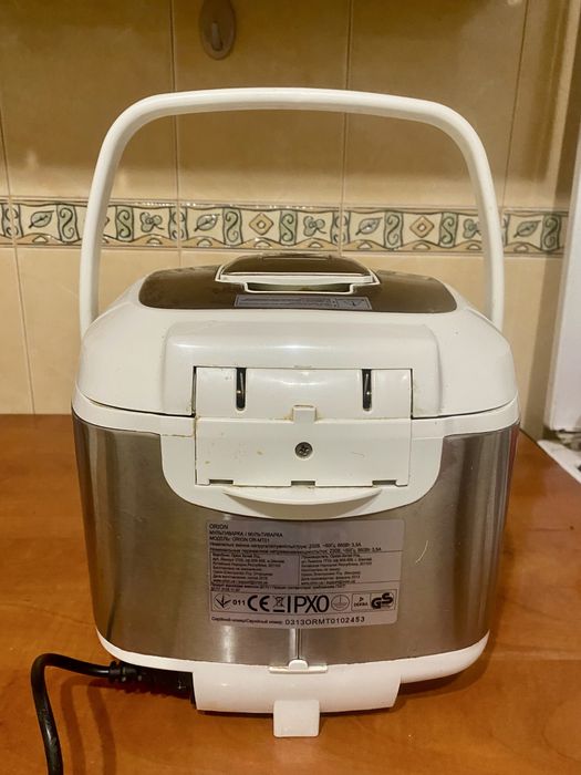 Продам Мультиварка бу