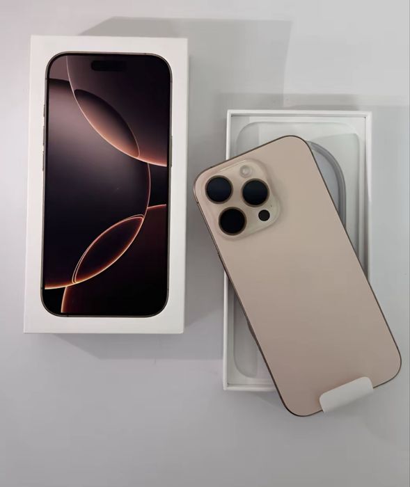 iPhone 16 Pro Max 256 GB Desert