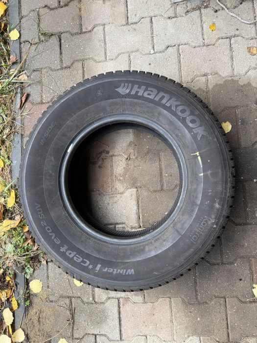 Opony 245 70 r16 Hankook outside winter i cept evo 2 suv M+S Zima