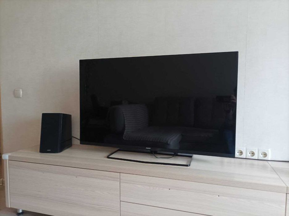 Телевізор Philips 47PFT5209/12 (Підсвічування Ambilight, без SmartTV)