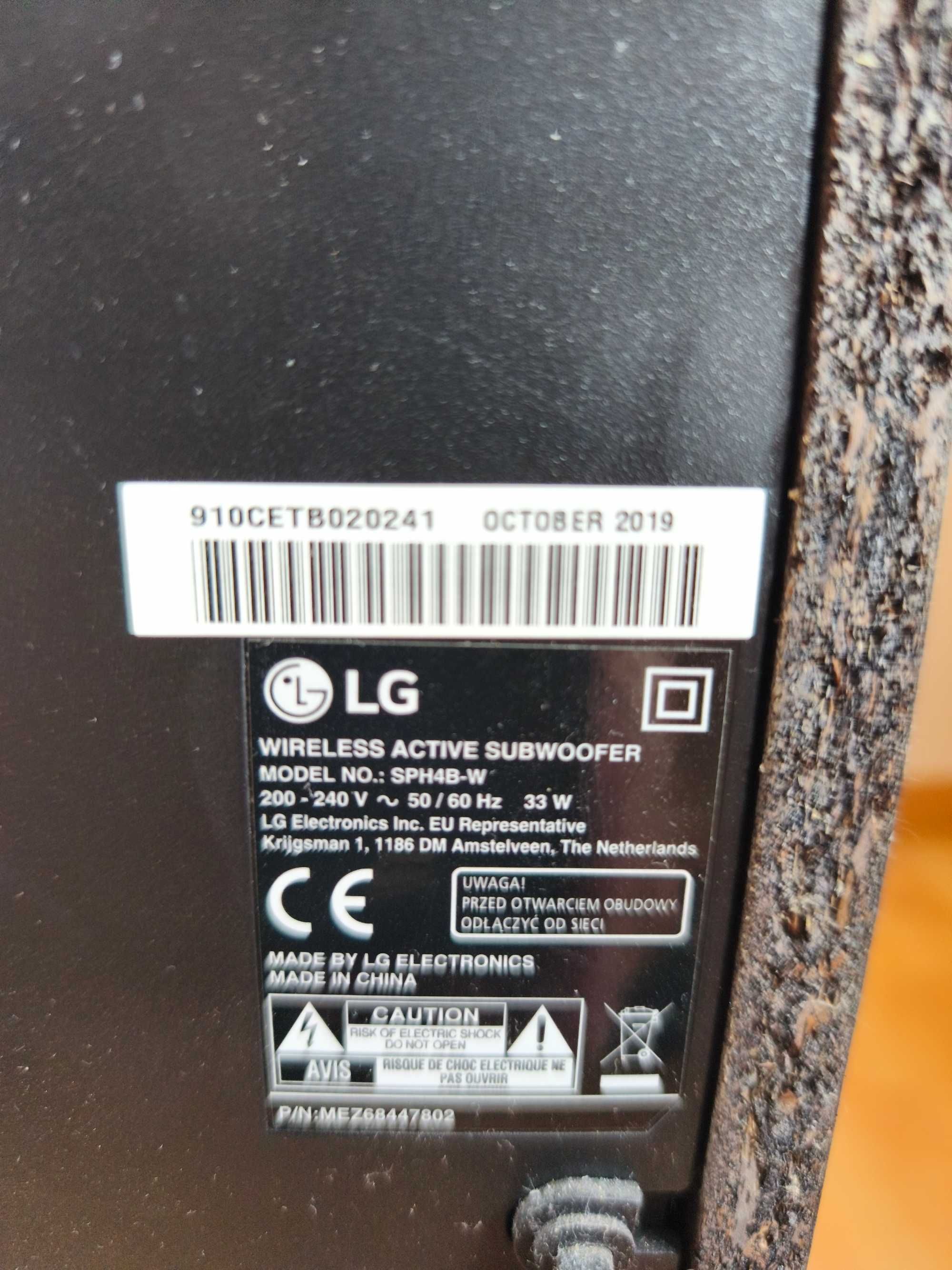 LG Soundbar SL4Y + Subwoofer SPH4B-W + pilot