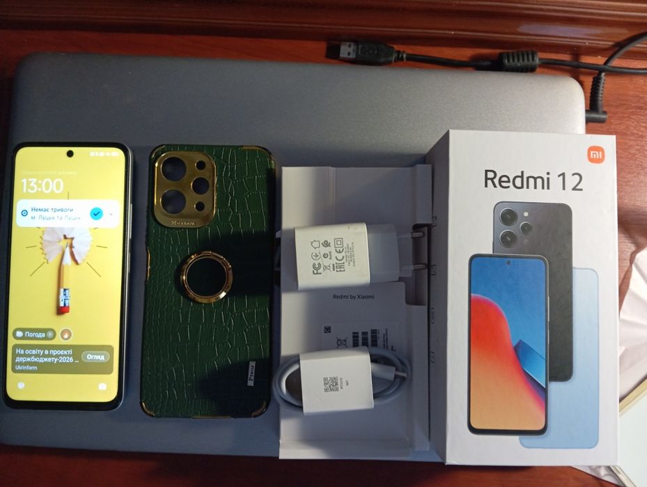 Продам смартфон Redmi 12.