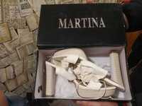 продам новые свадебные кожаные босоножки MARTINA