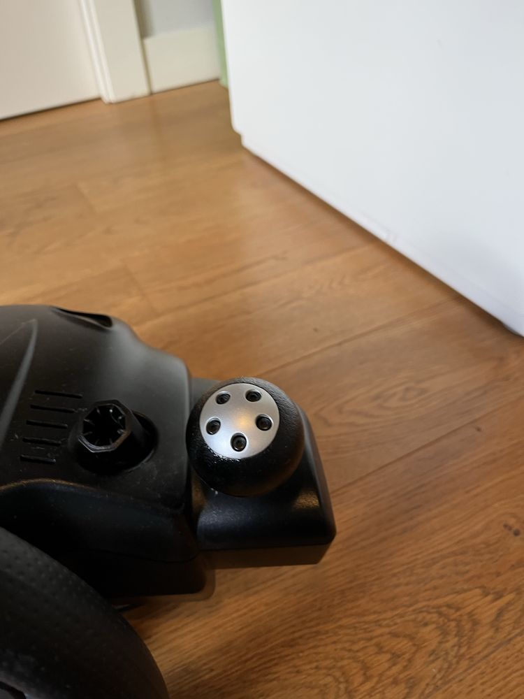 kierowniaca do pc/ps3/ps2 logitech driving force GT