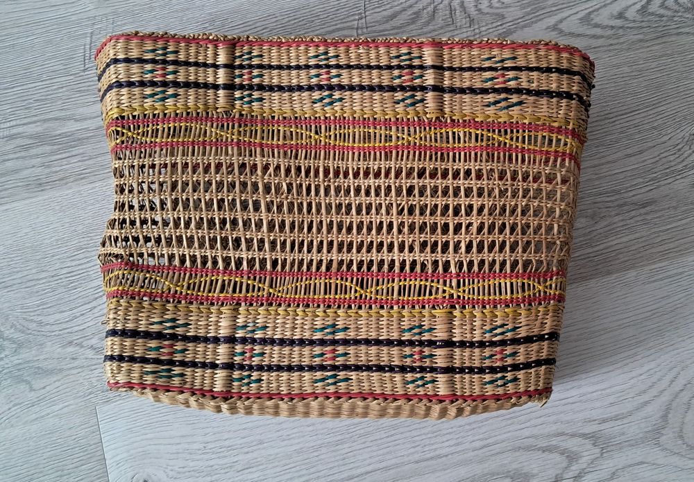 Ręcznie robiony koszyk w stylu boho