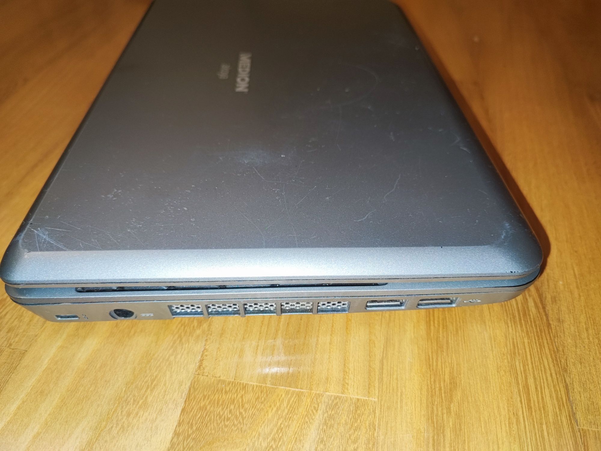 Netbook Medion Akoya E1210  500 GB