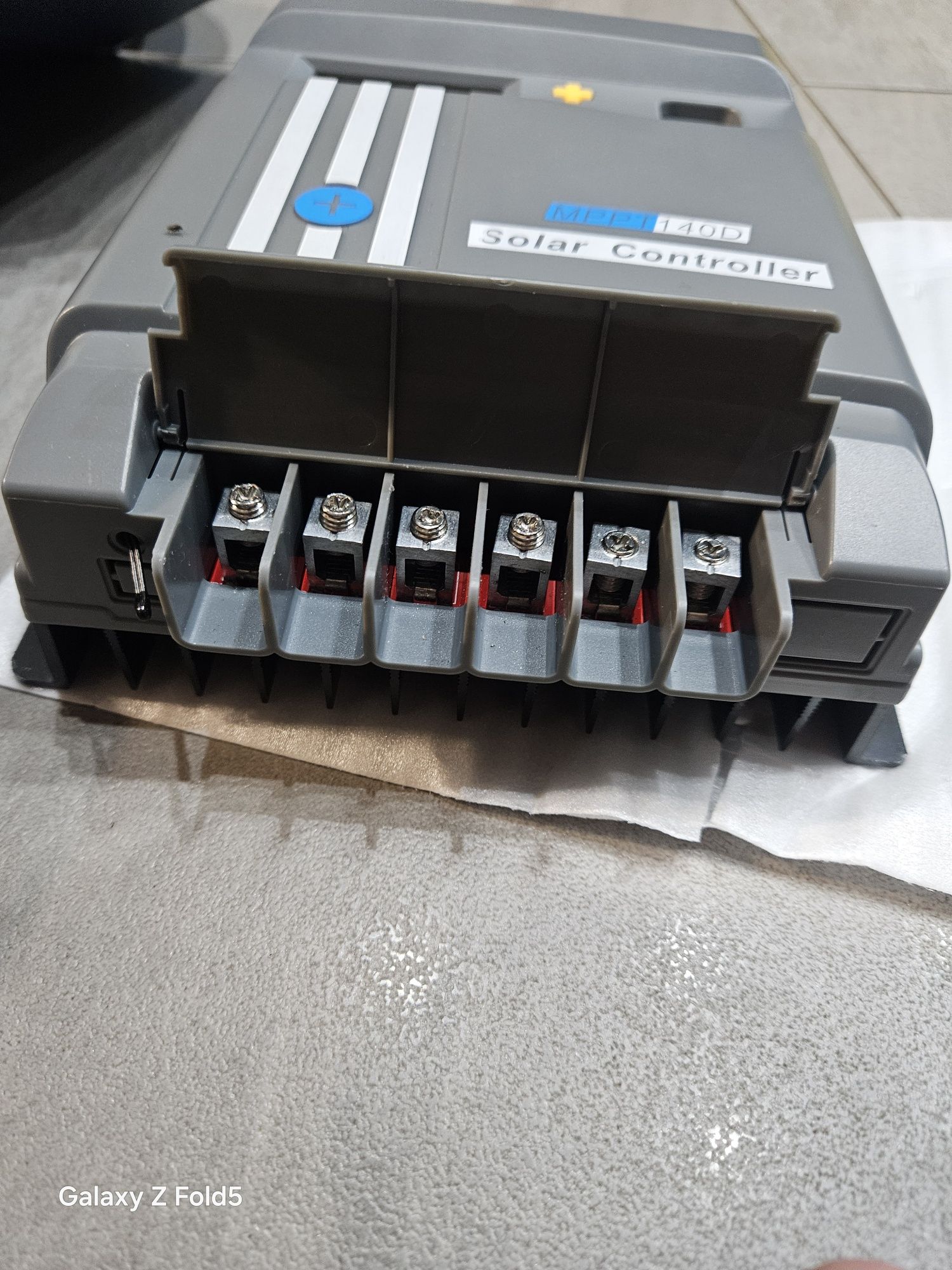 MPPT blutooth solar controler 40A 12V 24V lipo live gel AGM aplikacja