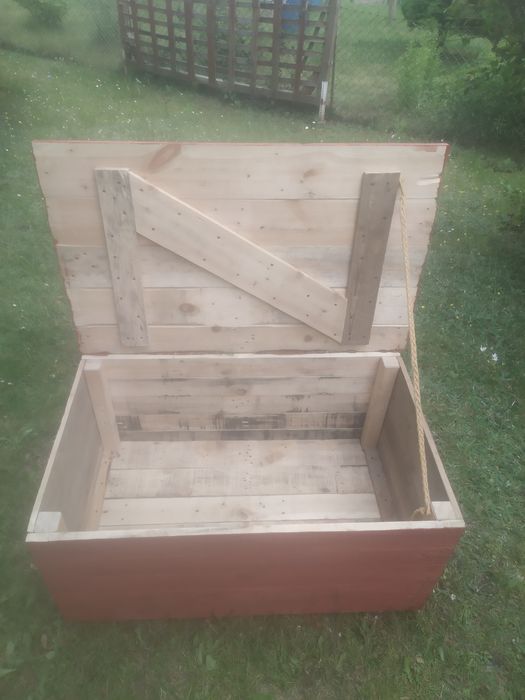 Skrzynia Drewniana solidna deska