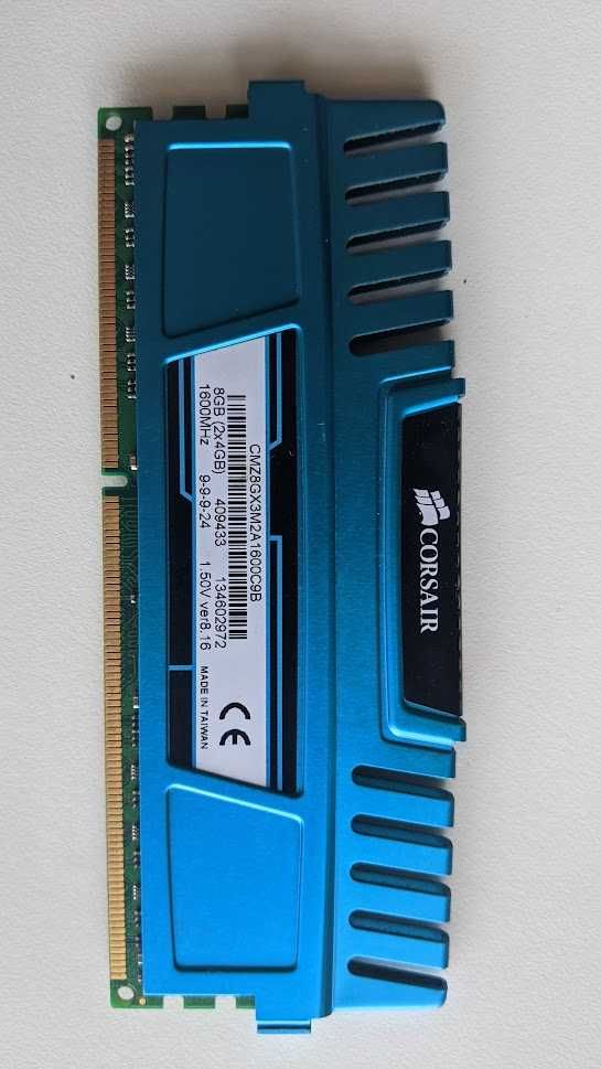 Memória RAM Corsair 4Gb Vengeance DDR3 1600MHz