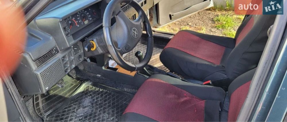 Продаю ваз 21099