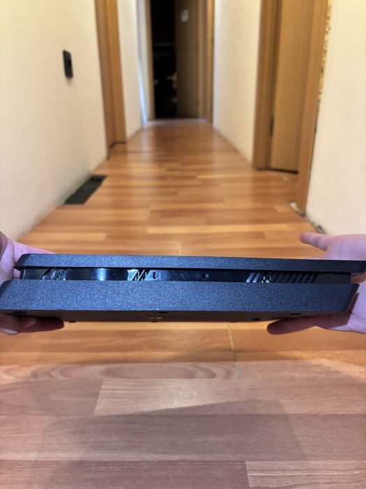 PlayStation 4 Slim 500GB