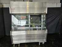 Vitrine vertical para sobremesas e bebidas