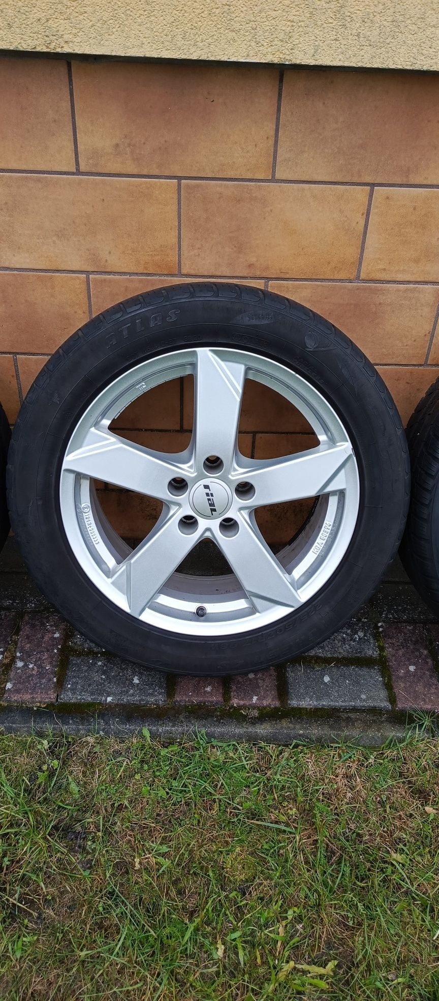 Alufelgi 17" 5x112 Audi Vw Skoda opony zimowe
