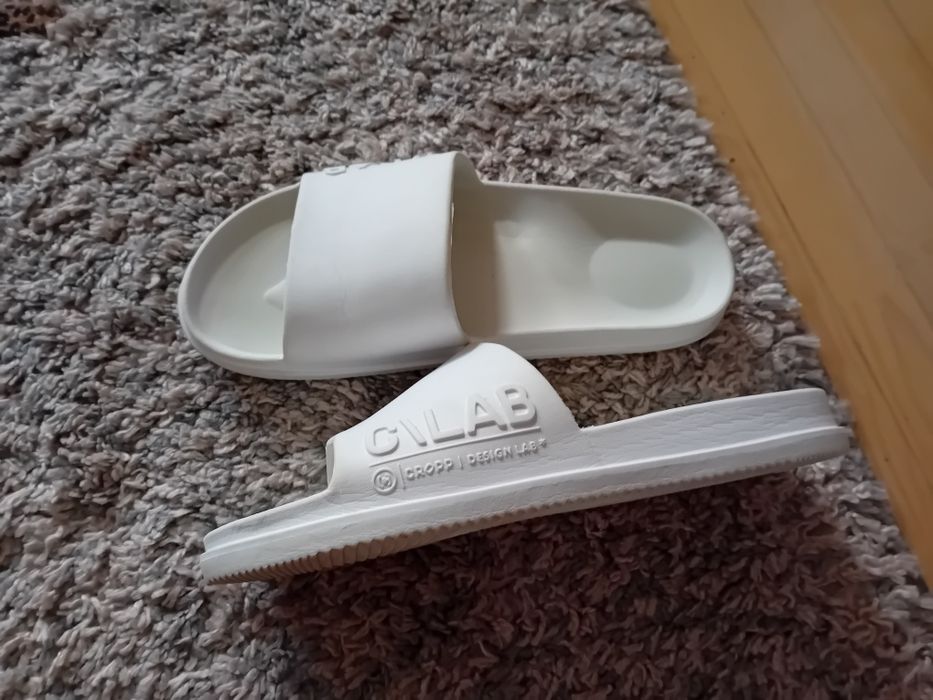 Croop klapki 42 unisex profilowane