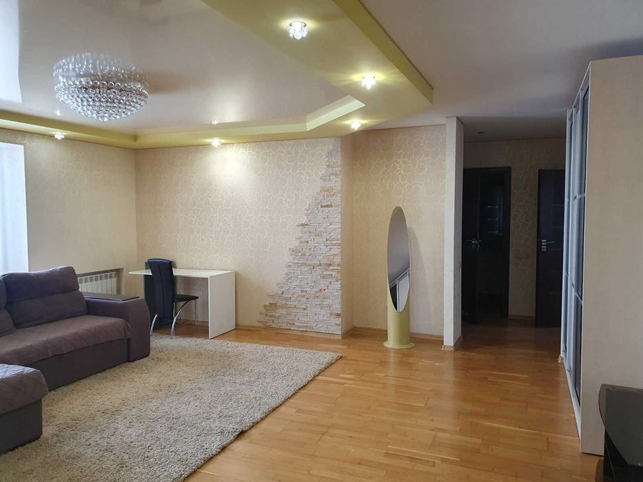 Продаж 3-х кімнатної квартири  86м2  м.Дрогобич