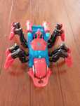 Carro aranha com homem aranha