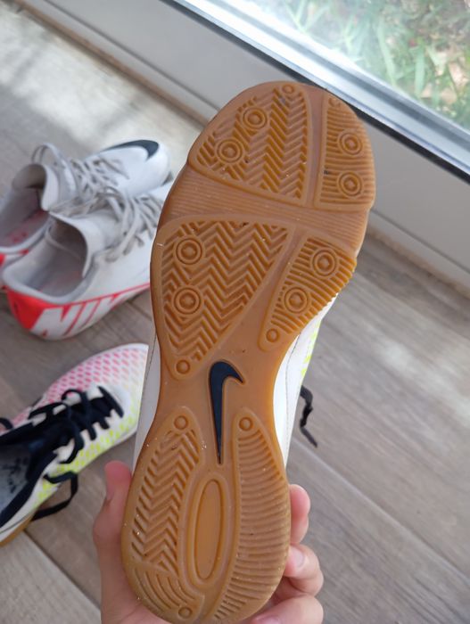 Chuteiras Futsal Nike Magista em perfeito estado