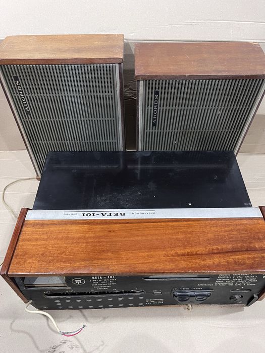 Электрофон Вега 101 с колонками Акордс