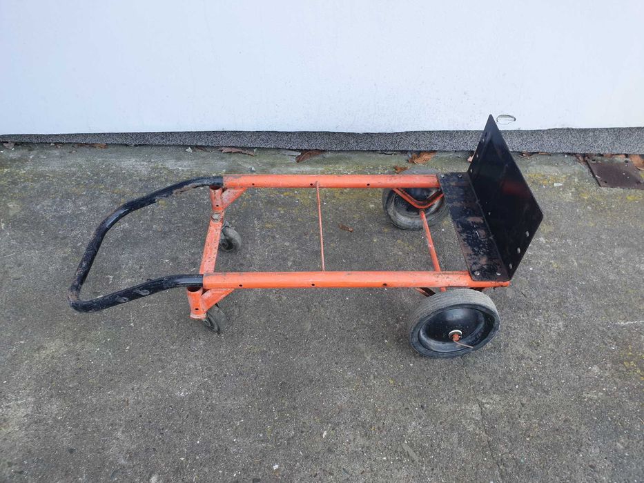 Wózek transportowy towarowy do transportu ciężkich rzeczy