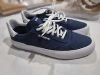 Tenis adidas no42