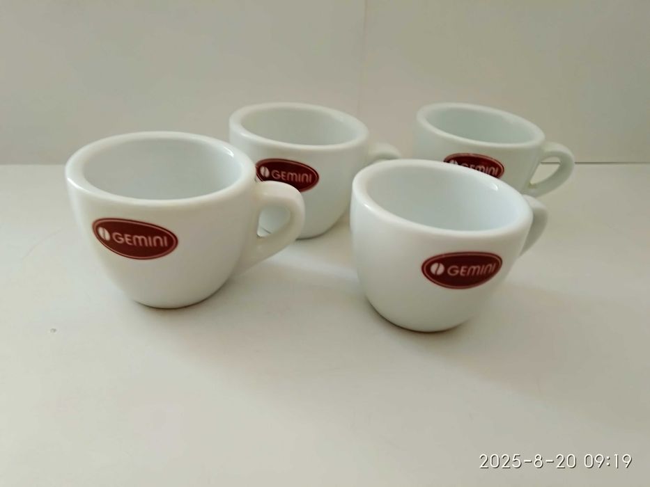 Кофейные чашки,толстый фарфор, цена за все