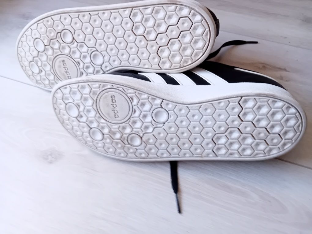 Buty Adidas rozmiar 5.5
