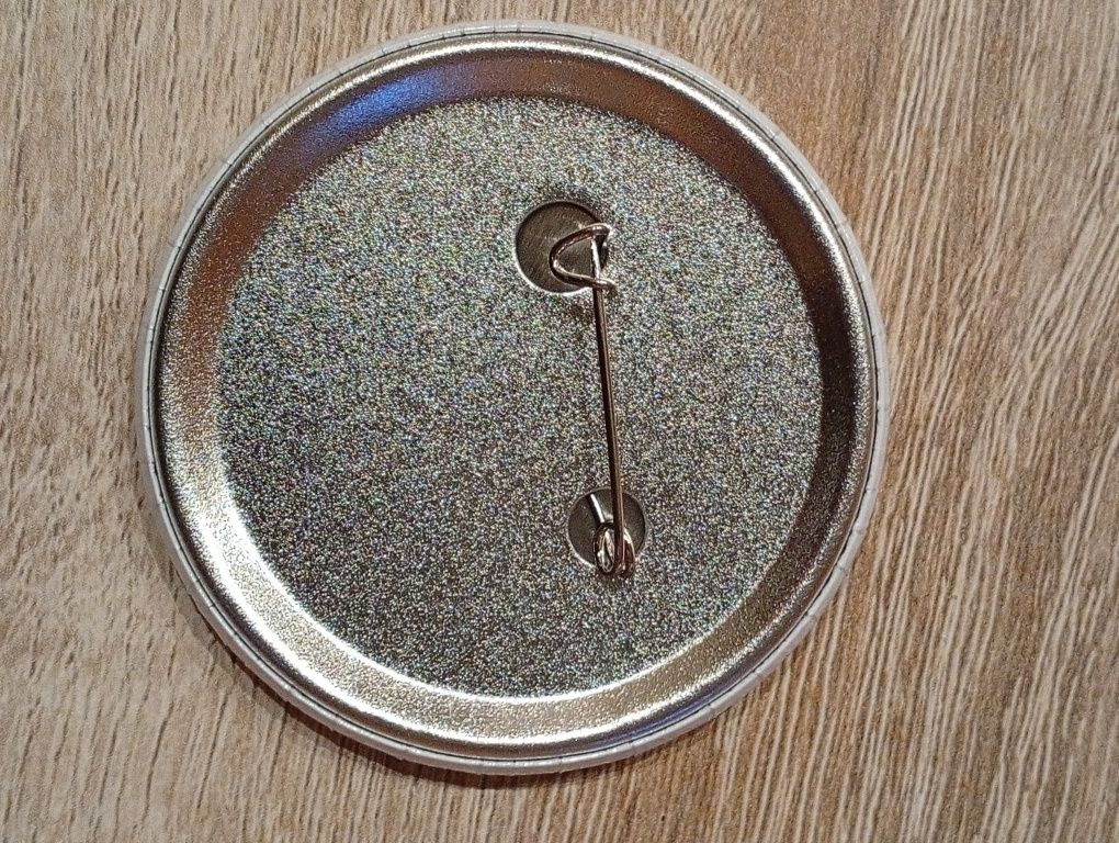 Przypinka metalowa  Skate