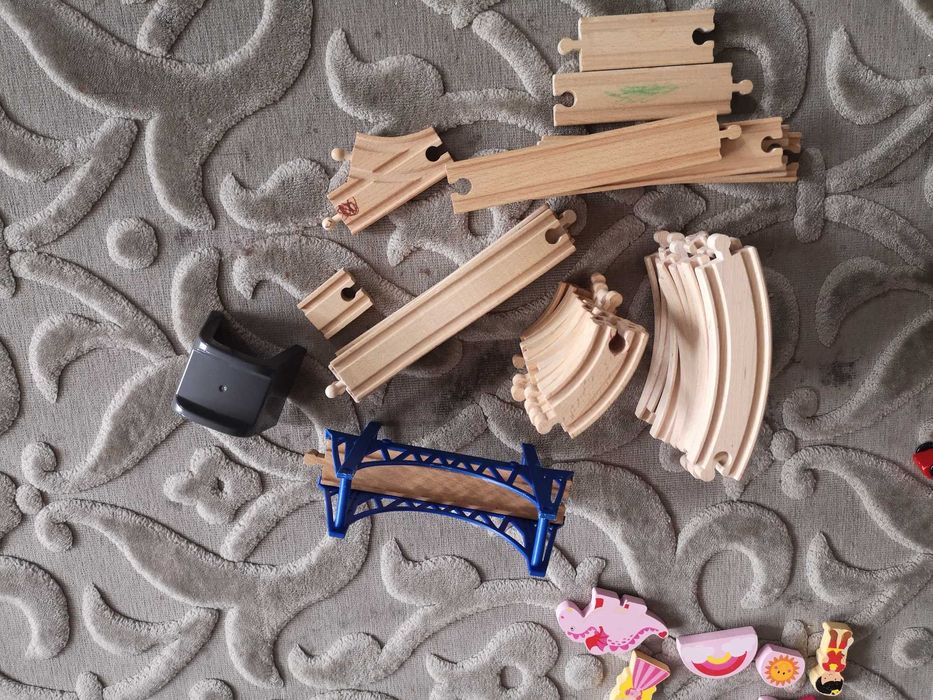 Drewniane tory, pojazdy + inne