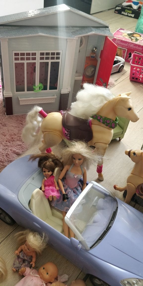 Lalki Barbie oryginalne, dom, samochód, 2 konie
