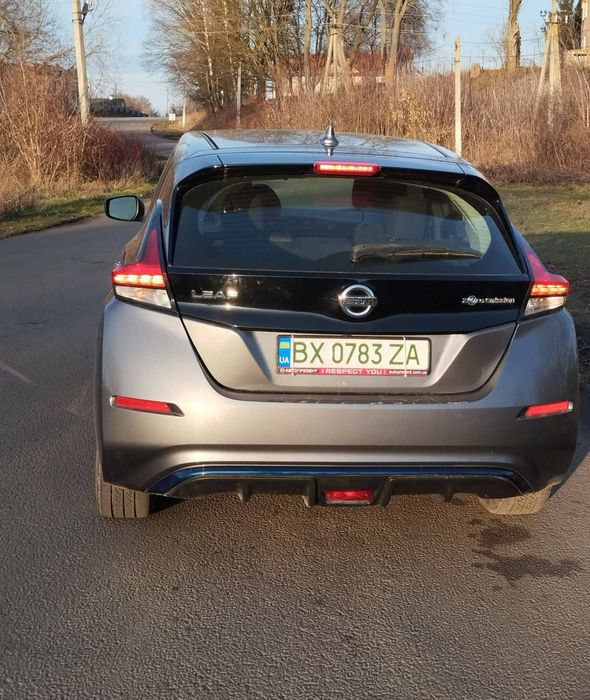 Nissan Leaf 2019 II  •