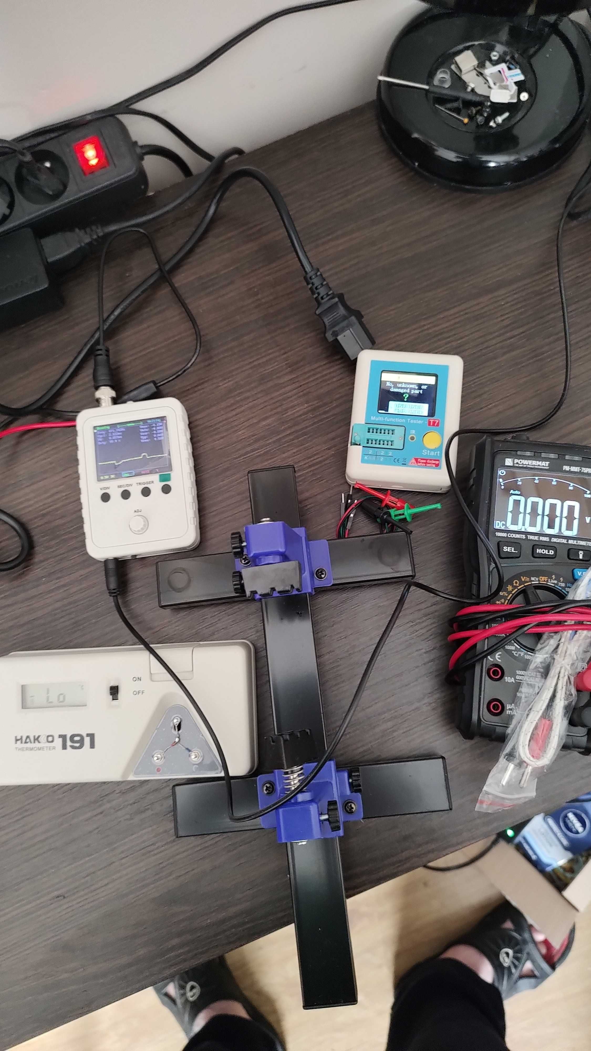 Sprzęt dla elektronika amatora.