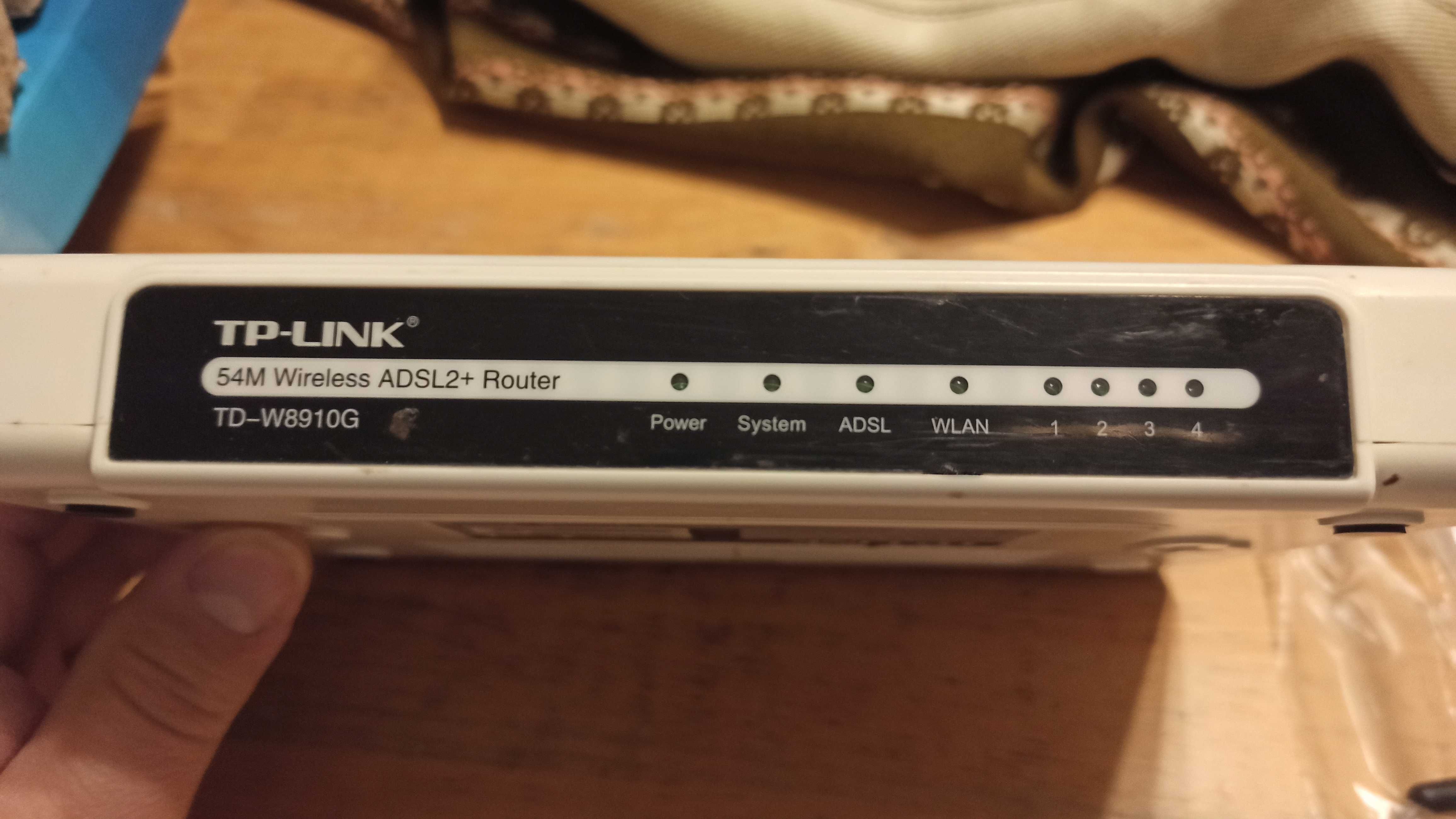 Model adsl  TP-Link TD-W8910G