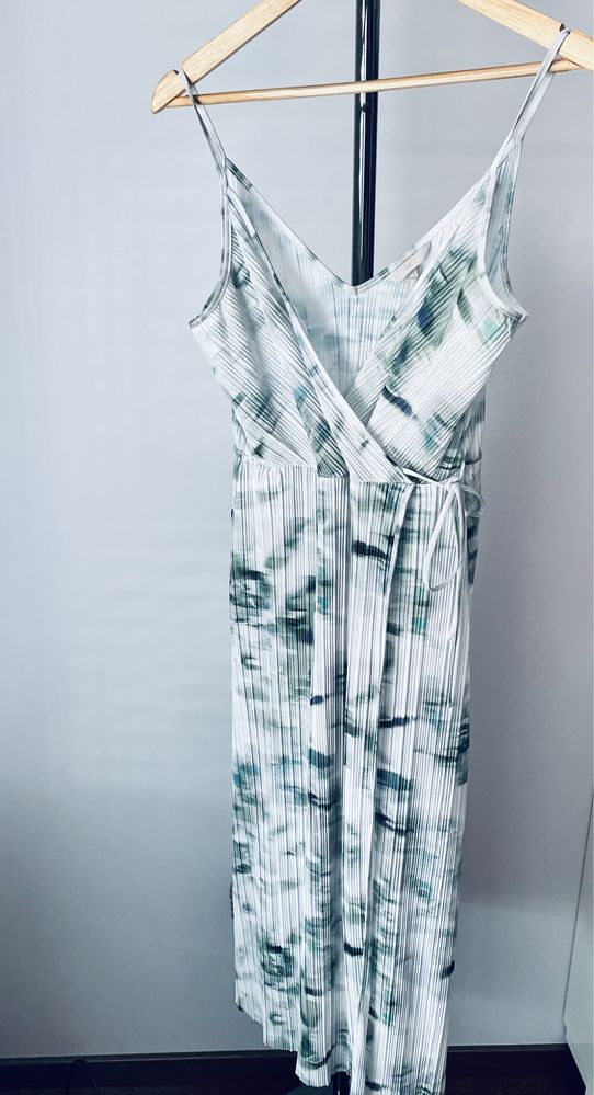Plisowana sukienka kopertowa rozmiar S H&M