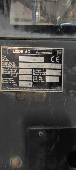 Elektryczny wózek widłowy Linde e30