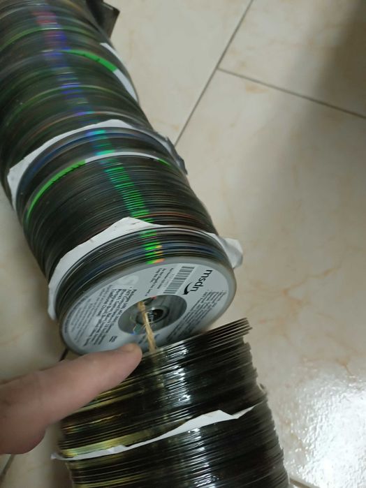 1000+ CDs para decoração