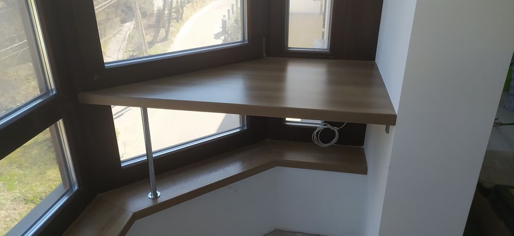 Підвіконня дерев'яні ясен, дуб.