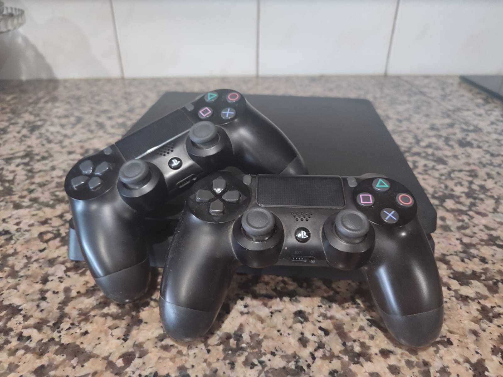 PS4 + 2 comandos + 6 jogos